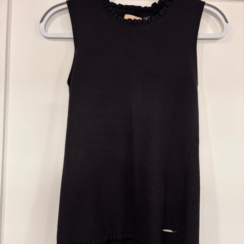 ELLIE TAHARI SHIRT SIZE M